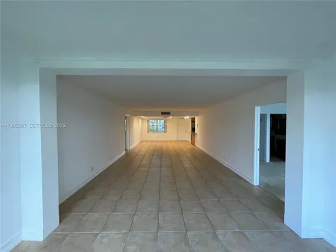 4009 N Cypress Drive Pompano Beach FL 33069