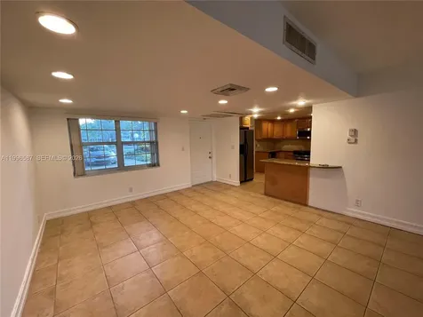 4009 N Cypress Drive Pompano Beach FL 33069