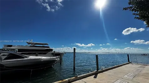 801 Brickell Bay Drive Miami FL 33131