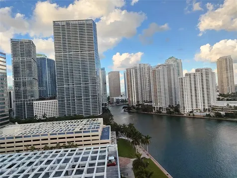 801 Brickell Bay Drive Miami FL 33131