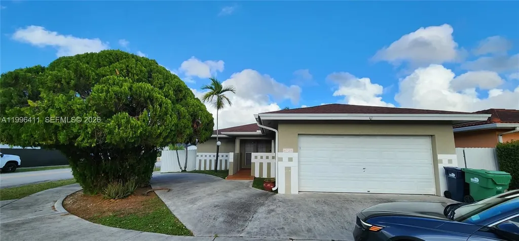 4725 SW 143rd Avenue Miami FL 33175