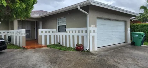 4725 SW 143rd Avenue Miami FL 33175