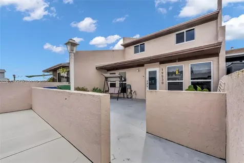 19530 NW 55th Circle Place Miami Gardens FL 33055
