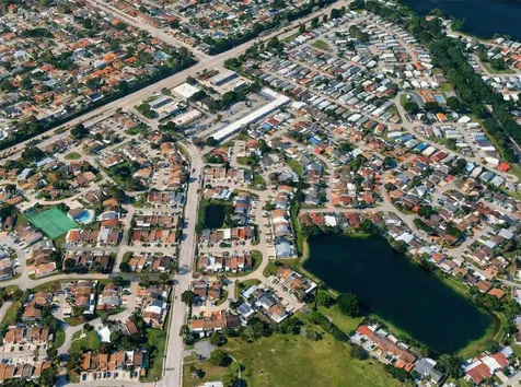 19530 NW 55th Circle Place Miami Gardens FL 33055