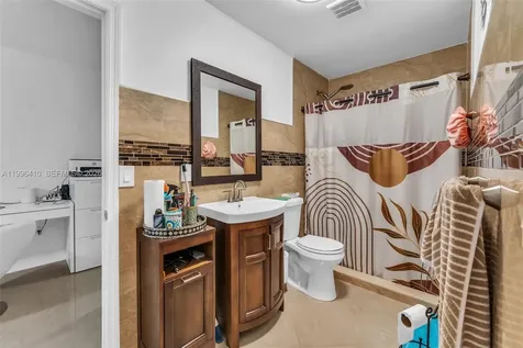 19530 NW 55th Circle Place Miami Gardens FL 33055