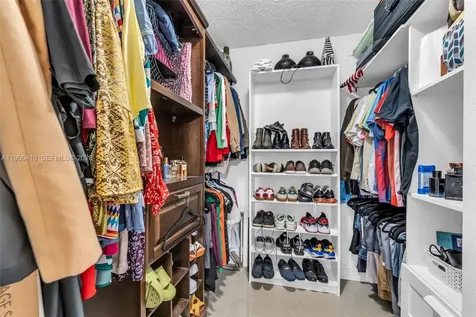 19530 NW 55th Circle Place Miami Gardens FL 33055