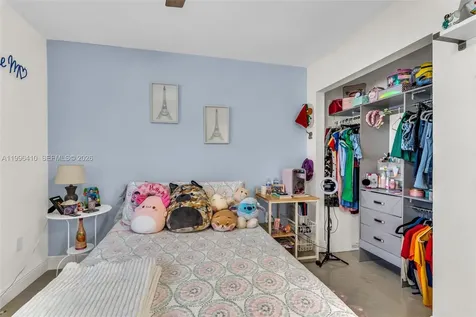 19530 NW 55th Circle Place Miami Gardens FL 33055
