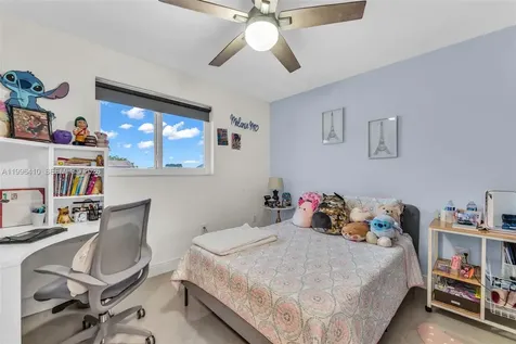 19530 NW 55th Circle Place Miami Gardens FL 33055