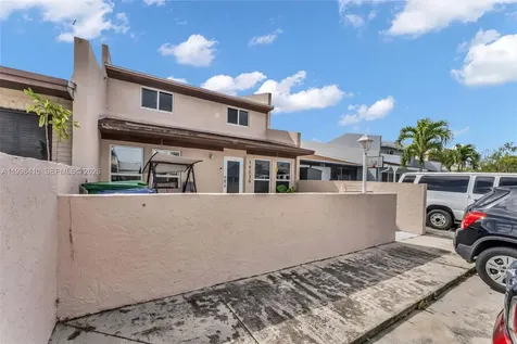 19530 NW 55th Circle Place Miami Gardens FL 33055