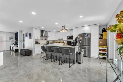 19530 NW 55th Circle Place Miami Gardens FL 33055