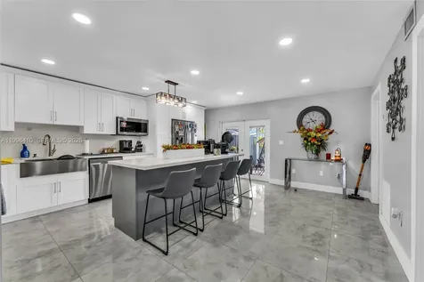 19530 NW 55th Circle Place Miami Gardens FL 33055
