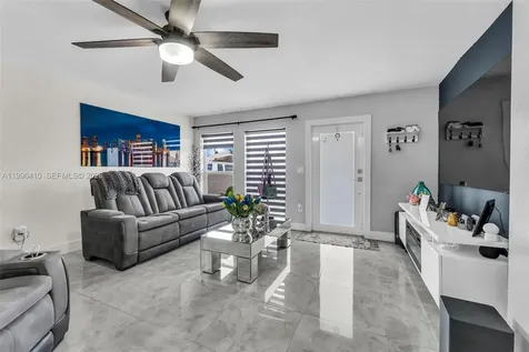 19530 NW 55th Circle Place Miami Gardens FL 33055