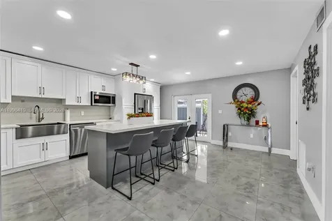 19530 NW 55th Circle Place Miami Gardens FL 33055