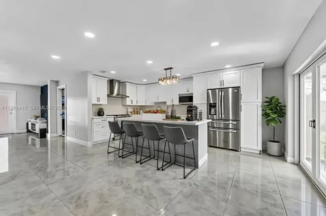 19530 NW 55th Circle Place Miami Gardens FL 33055