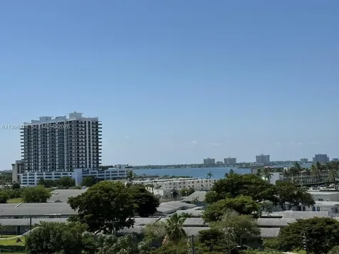 7501 E Treasure Drive North Bay Village FL 33141