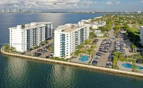 7501 E Treasure Drive North Bay Village FL 33141