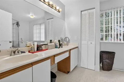 9481 Oak Grove Circle Davie FL 33328