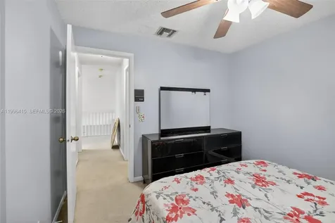 9481 Oak Grove Circle Davie FL 33328