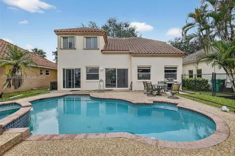 9481 Oak Grove Circle Davie FL 33328