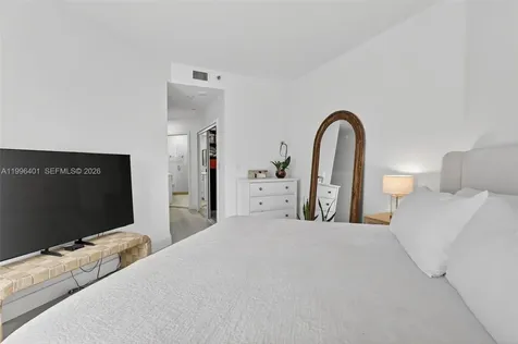 20185 E Country Club Drive Aventura FL 33180