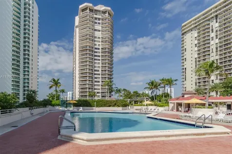 20185 E Country Club Drive Aventura FL 33180