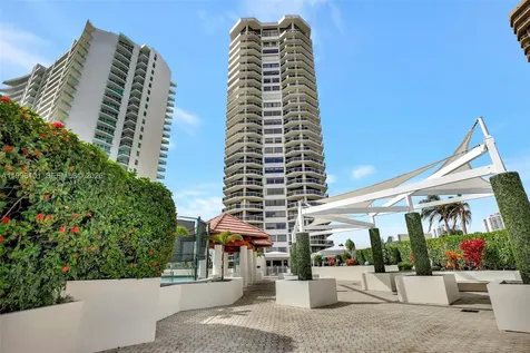 20185 E Country Club Drive Aventura FL 33180