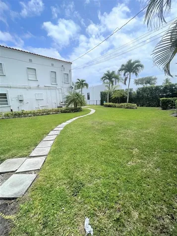 5116 SW 57th Avenue Miami FL 33155