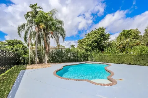5116 SW 57th Avenue Miami FL 33155