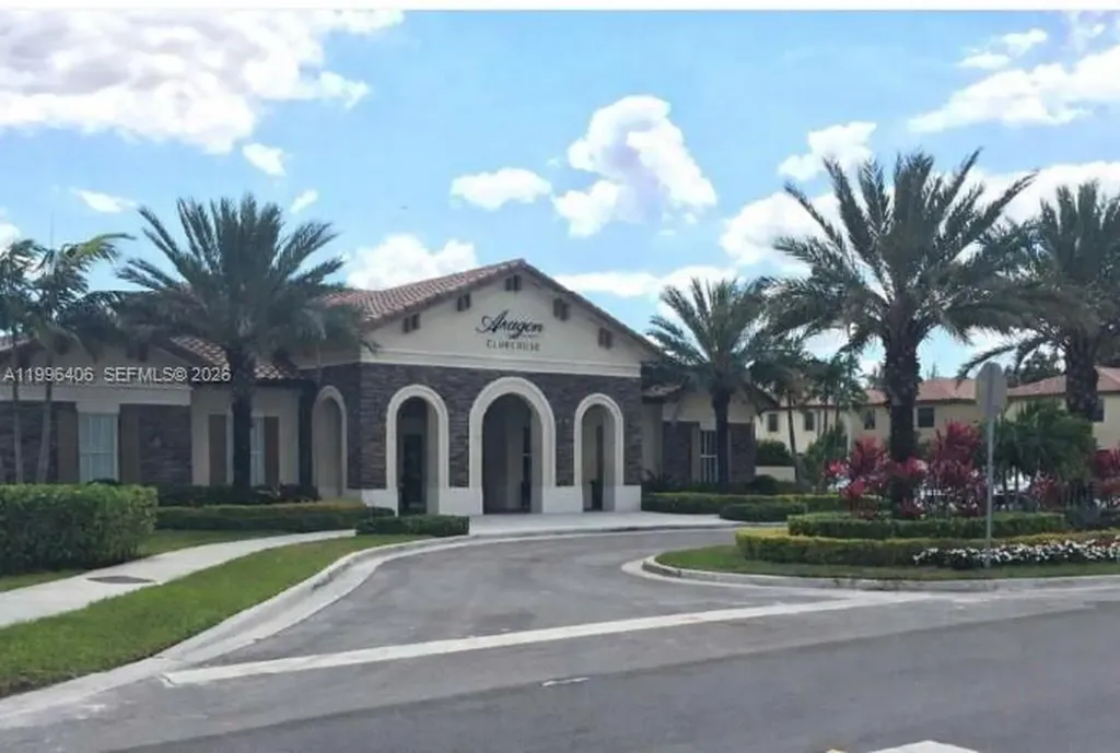 8869 W 35th Avenue Hialeah FL 33018