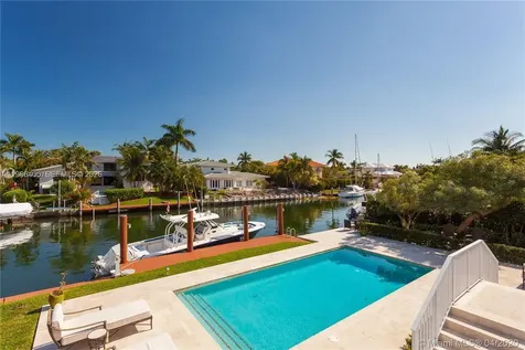 6831 Sunrise Court Coral Gables FL 33133