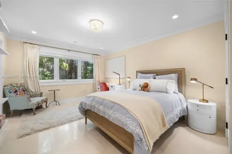 6831 Sunrise Court Coral Gables FL 33133