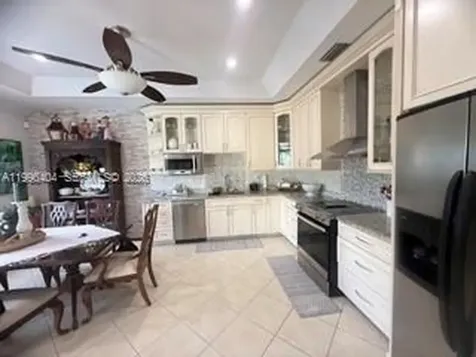 14382 SW 27th Street Miami FL 33175