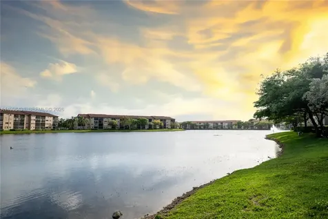 850 SW 138th Avenue Pembroke Pines FL 33027