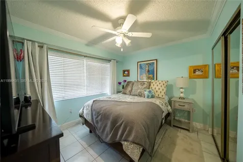 850 SW 138th Avenue Pembroke Pines FL 33027