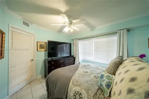 850 SW 138th Avenue Pembroke Pines FL 33027