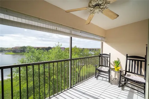 850 SW 138th Avenue Pembroke Pines FL 33027