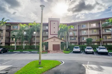 850 SW 138th Avenue Pembroke Pines FL 33027
