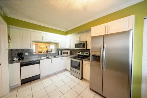 850 SW 138th Avenue Pembroke Pines FL 33027