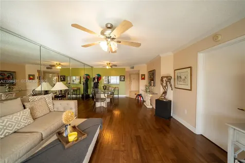 850 SW 138th Avenue Pembroke Pines FL 33027