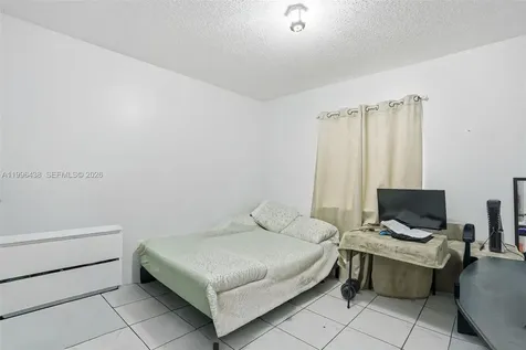 18615 NW 84th Place Hialeah FL 33015