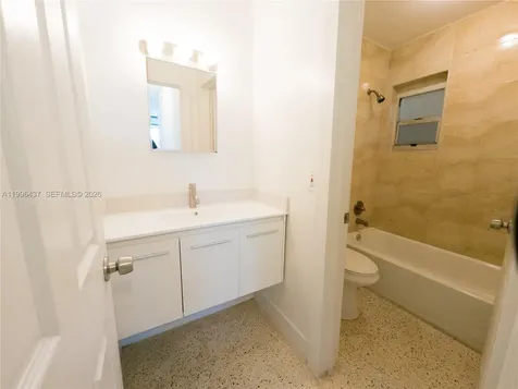 3050 NW 21st Avenue Miami FL 33142