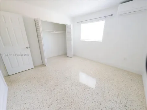 3050 NW 21st Avenue Miami FL 33142