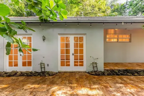 4235 Lennox Drive Coconut Grove FL 33133