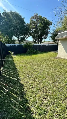 715 SW 6th Street Dania Beach FL 33004