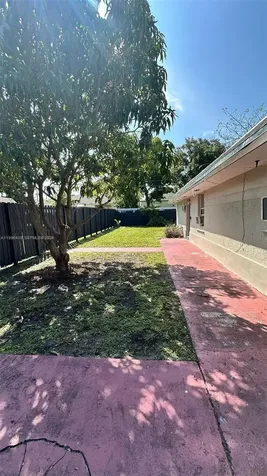 715 SW 6th Street Dania Beach FL 33004