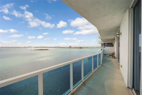 700 NE 25th Street Miami FL 33137