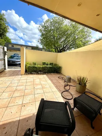 8423 SW 137th Avenue Miami FL 33183