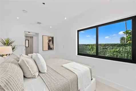 8246 NE 2nd Court Miami FL 33138