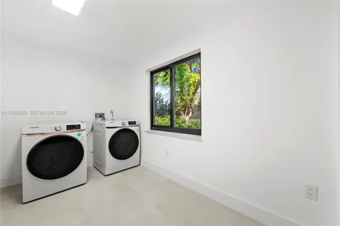 8246 NE 2nd Court Miami FL 33138