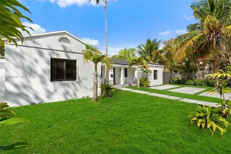 8246 NE 2nd Court Miami FL 33138